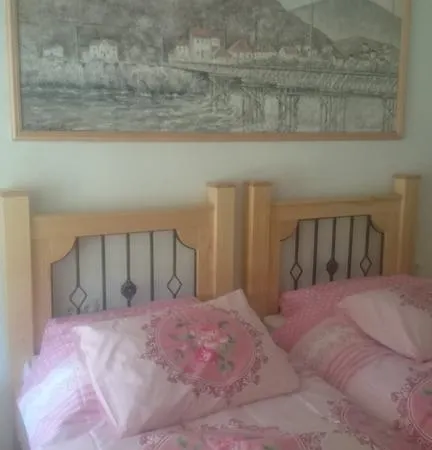 Guesthouse Una Riverlodge 4* Bihać
